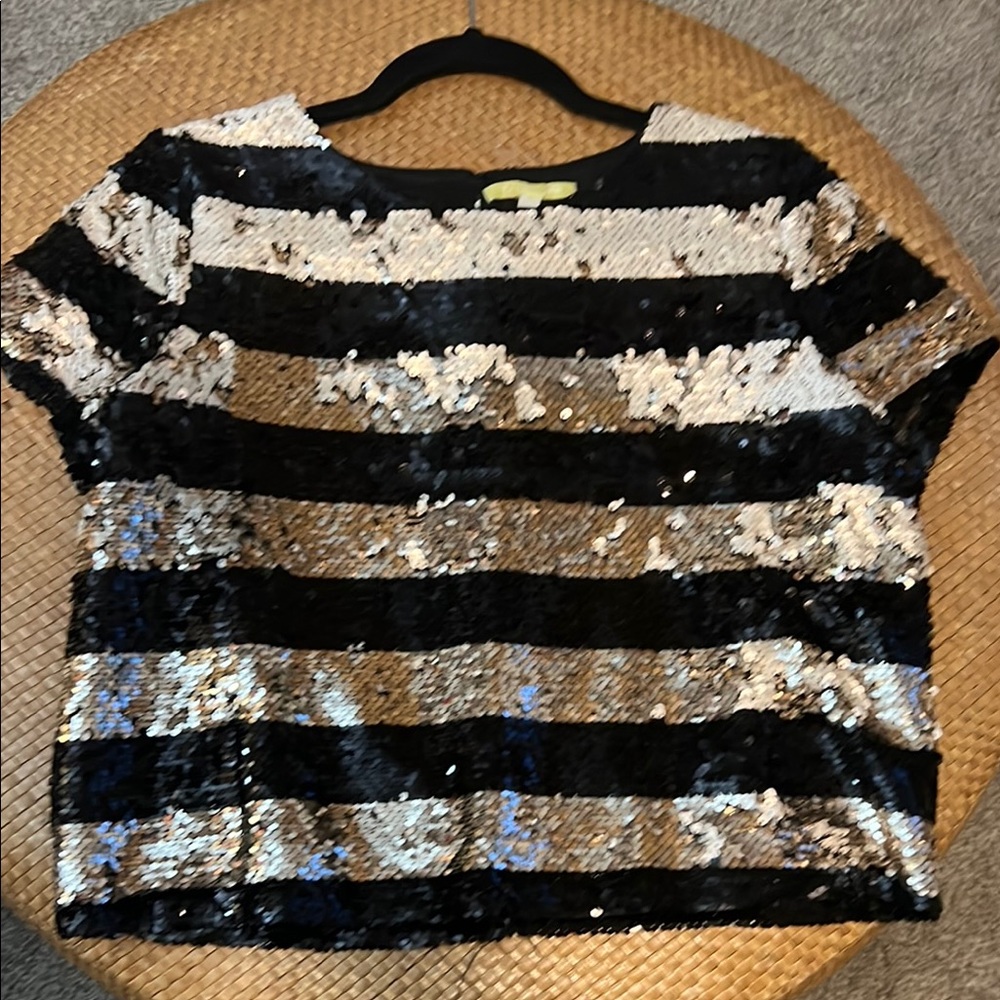 Gianni Bini Sequin Black Silver Boxy T-Shirt